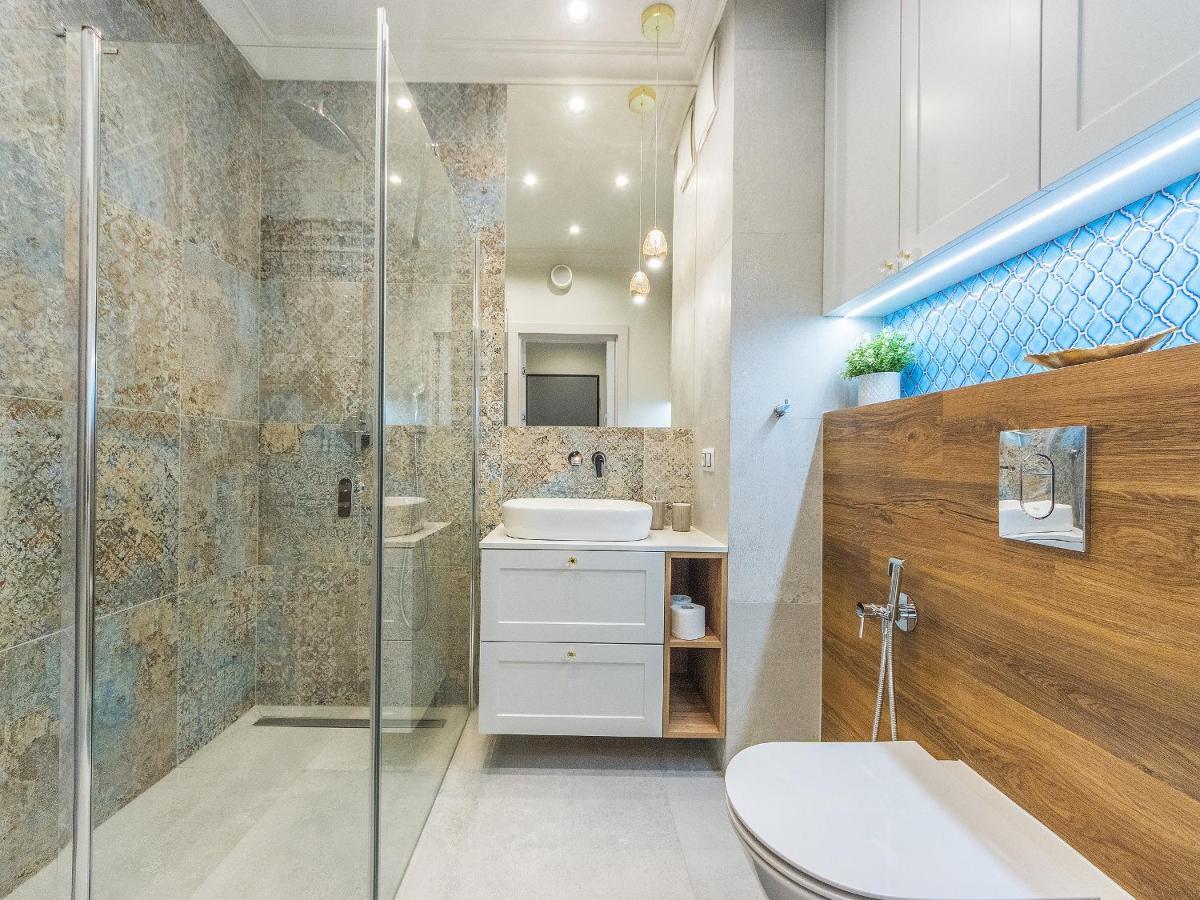 Flatbook - City Center Apartments Granaria With Parking Gdansk